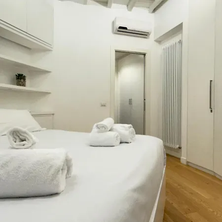 Suity I Cozy Leutari 23 *